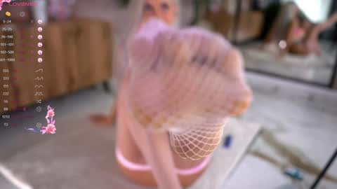 Snapshot of serene_sophiex chatting on 29, 9, 2025 Serene Sophiex online show from 29, 9, 2025