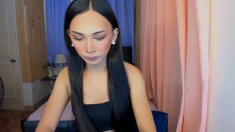 Snapshot of serene_xxx chatting on 7, 7, 2026 serene_xxx online show from 7, 7, 2026