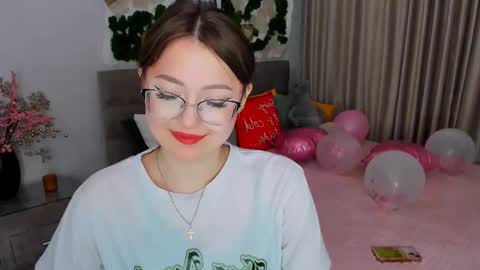 Ophelia online show from 25, 2, 2025