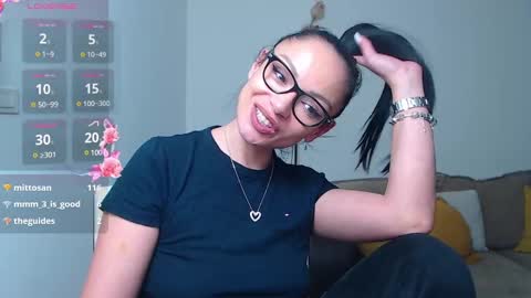 SereneSophi online show from 17, 2, 2025