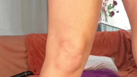 Snapshot of serenexxmilf chatting on 23, 3, 2026 serenexx your MILF online show from 23, 3, 2026