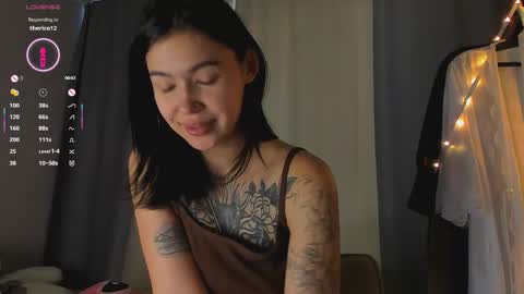 Snapshot of sergantt53 chatting on 8, 10, 2025 Ariana online show from 8, 10, 2025