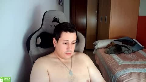 Snapshot of sergio95n chatting on 19, 10, 2025 Pollos online show from 19, 10, 2025