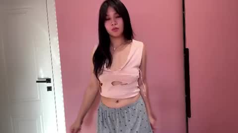 Snapshot of serinafaw chatting on 27, 6, 2026 Mira online show from 27, 6, 2026
