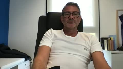 sesamechris92 online show from 8, 9, 2025