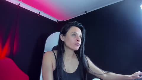 Snapshot of sesymilf chatting on 4, 10, 2025 LUCERO online show from 4, 10, 2025
