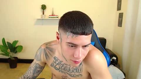 Snapshot of setthomas chatting on 25, 9, 2025 Thomas online show from 25, 9, 2025