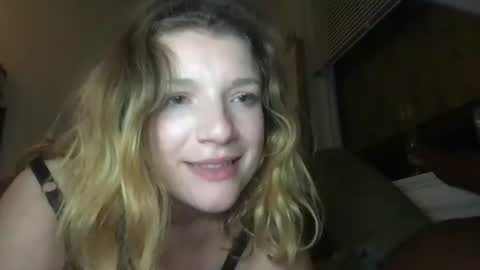 seturselfonfyre online show from 22, 10, 2025