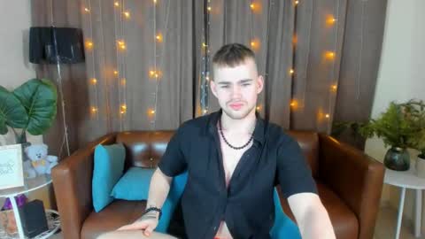 Snapshot of sevans14 chatting on 30, 12, 2024 SevanS14 online show from 30, 12, 2024