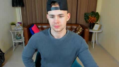 Snapshot of sevans14 chatting on 23, 2, 2025 SevanS14 online show from 23, 2, 2025