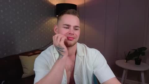 Snapshot of sevans14 chatting on 29, 9, 2025 SevanS14 online show from 29, 9, 2025