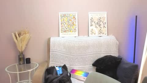 Snapshot of sevans14 chatting on 28, 11, 2025 SevanS14 online show from 28, 11, 2025