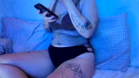 Sydney Mae online show from 3, 12, 2024