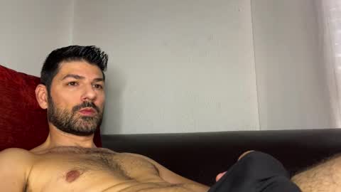 Lucenzo  online show from 26, 11, 2025