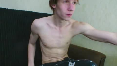 Snapshot of sexi_grunger chatting on 15, 5, 2026 Big Cock online show from 15, 5, 2026