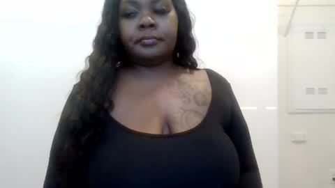 sexichocchic online show from 3, 3, 2025