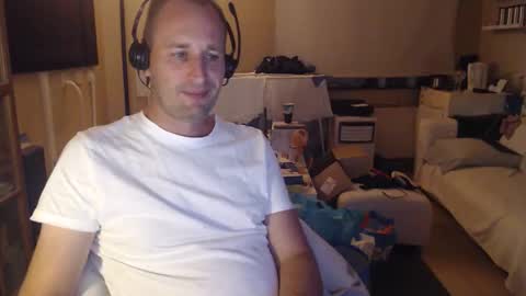 Snapshot of sexlobo1 chatting on 2, 10, 2025 Sexlobo online show from 2, 10, 2025