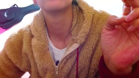 Snapshot of sexmilkdirty chatting on 5, 1, 2025 sexmilkdirty online show from 5, 1, 2025