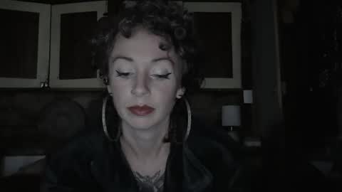 Snapshot of sexnchocolate chatting on 13, 12, 2024 Trixy Rose online show from 13, 12, 2024