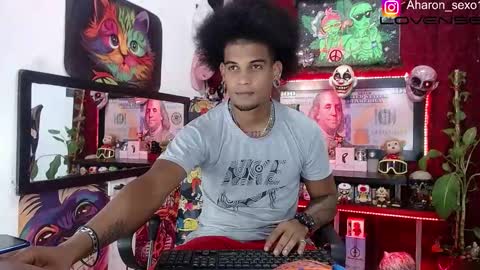 Snapshot of sexo_aharon chatting on 15, 11, 2025 Aharon ravelo online show from 15, 11, 2025