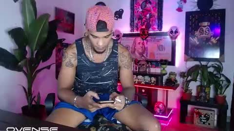 Snapshot of sexo_aharon chatting on 2, 7, 2026 Aharon ravelo online show from 2, 7, 2026