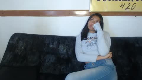 Snapshot of sexquarantine_2020 chatting on 21, 2, 2025 KhidaMilo online show from 21, 2, 2025
