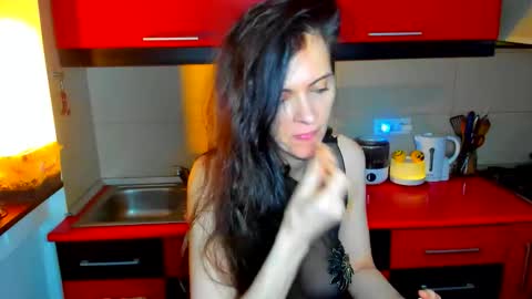 sexqueen1111 online show from 10, 2, 2026