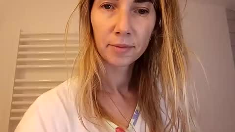 Snapshot of sexualangel chatting on 4, 4, 2026 Verona online show from 4, 4, 2026