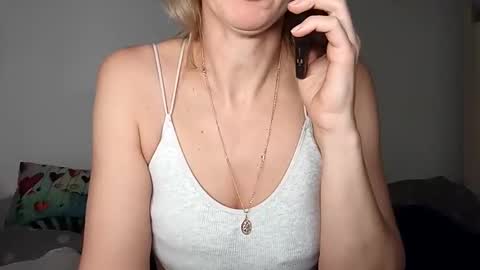 Snapshot of sexualangel chatting on 9, 4, 2026 Verona online show from 9, 4, 2026