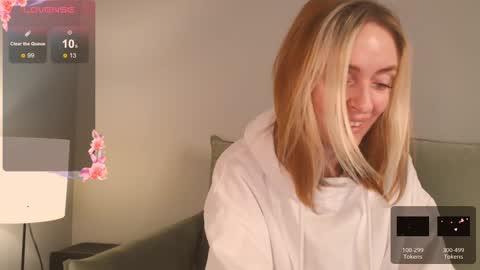 Snapshot of sexuallycorrect chatting on 24, 1, 2025 Ray New video in bio online show from 24, 1, 2025