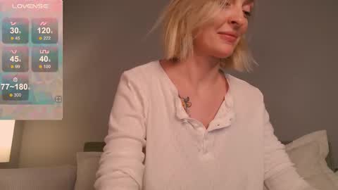 Snapshot of sexuallycorrect chatting on 3, 11, 2025 Ray New video in bio online show from 3, 11, 2025