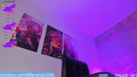 Snapshot of sexwildlatin chatting on 8, 1, 2025 Tifanny Benitez online show from 8, 1, 2025