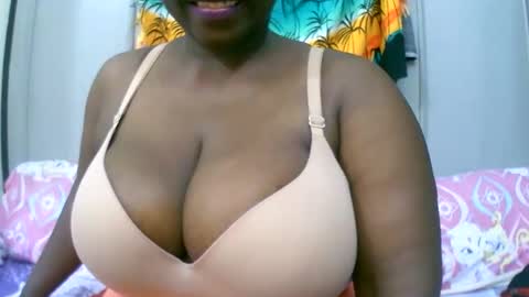 sexxi_ebony online show from 20, 11, 2025