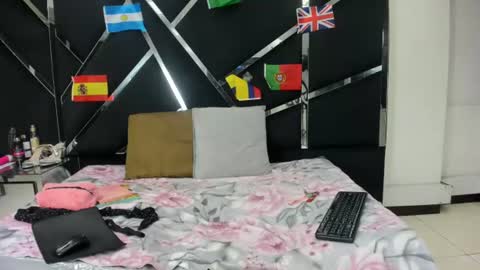 Sexxtaty online show from 20, 6, 2026