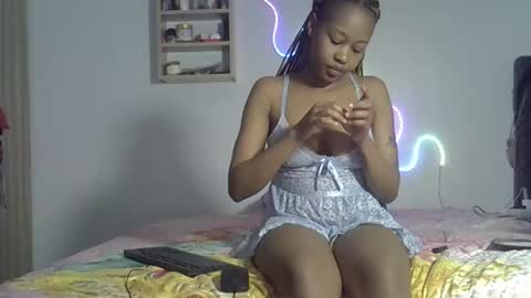 Snapshot of sexxxycj chatting on 19, 12, 2025 SexxxyCj online show from 19, 12, 2025