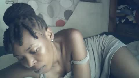 sexxy_curvy23 online show from 18, 2, 2026