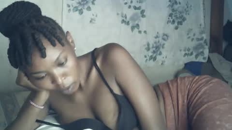 sexxy_curvy23 online show from 22, 2, 2026