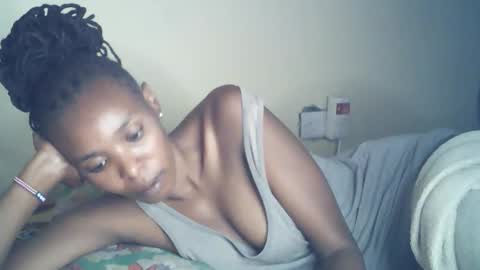 sexxy_curvy23 online show from 19, 4, 2026