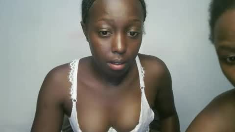 sexxy_kyla online show from 13, 10, 2025