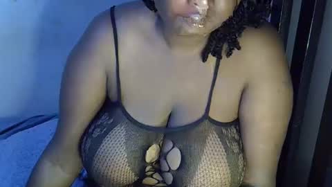 Snapshot of sexxy_mish chatting on 7, 10, 2025 sexxy_mish online show from 7, 10, 2025