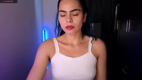 Snapshot of sexxylady__ chatting on 21, 9, 2025 Angie online show from 21, 9, 2025