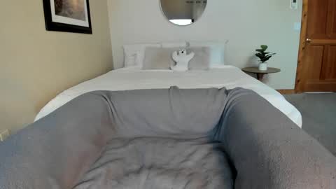 Sexxy Laura online show from 28, 10, 2025