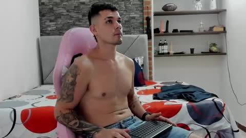 Sexxy-Couple online show from 4, 3, 2026