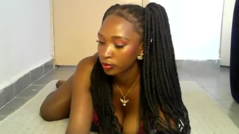 Snapshot of sexy_africana05 chatting on 8, 7, 2026 sexy_africana05 online show from 8, 7, 2026