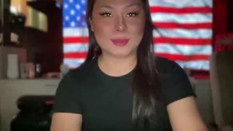 Snapshot of sexy_and_iknewit chatting on 11, 5, 2026 BREANNA online show from 11, 5, 2026