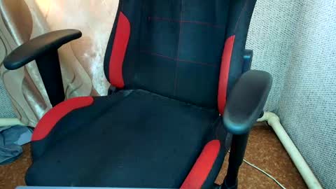 Jessica  Face only in pvt or in snapchat Dont ask more.... online show from 22, 10, 2025