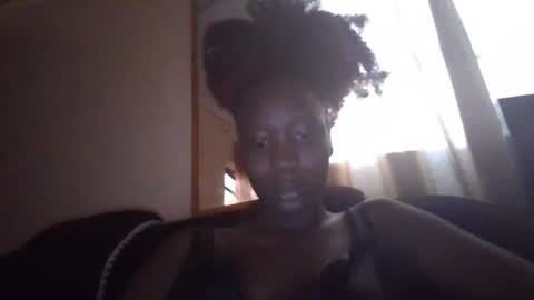 sexy_butty01 online show from 12, 11, 2025