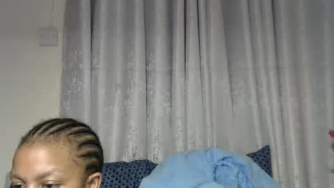 Snapshot of sexy_caramel8 chatting on 10, 9, 2025 sexy_caramel8 online show from 10, 9, 2025