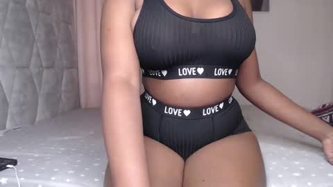 Snapshot of sexy_chocolata chatting on 19, 9, 2025 chocolata online show from 19, 9, 2025
