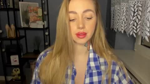 C o r a l i e online show from 16, 12, 2024